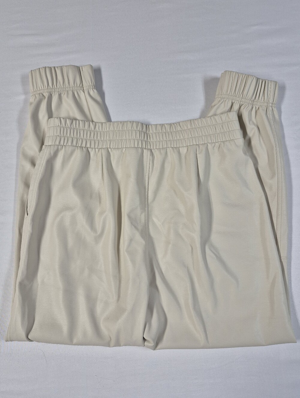 CALIA by Carrie Underwood Faux Leather Ivory Jogger Pants High Rise Size Medium - Picture 2 of 5
